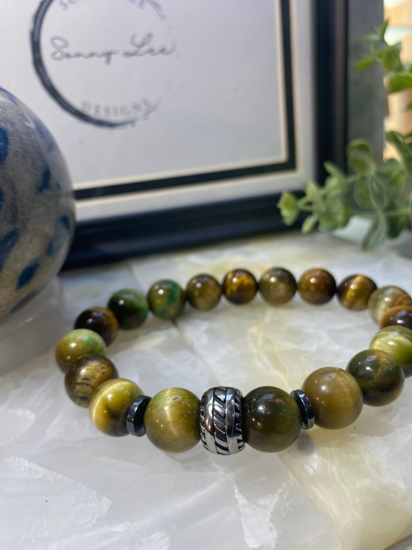 Tiger green